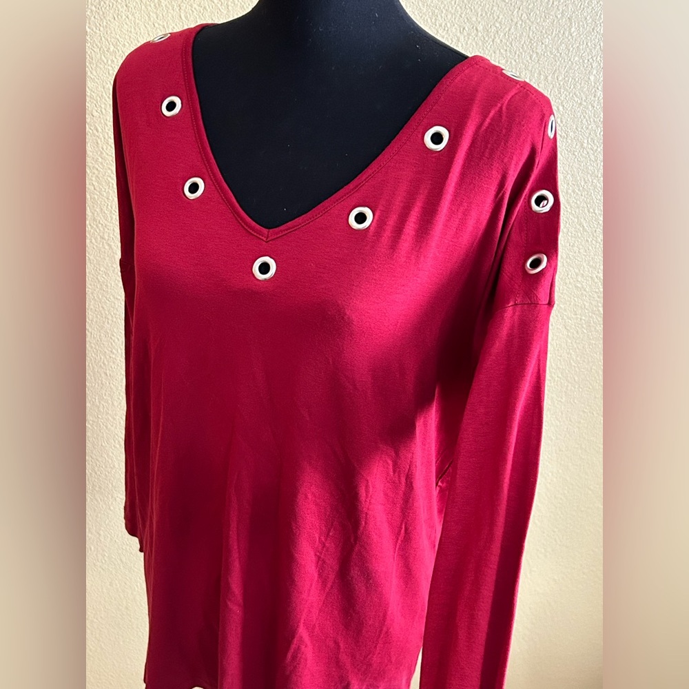 Milan Kiss Red Grommet V-Neck Top with Slit Sleeves